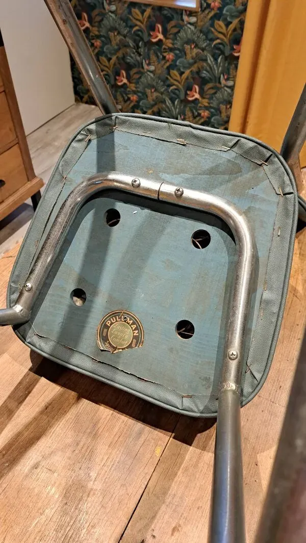 Illustration numéro 4 du produit Chaise de bureau Pullman