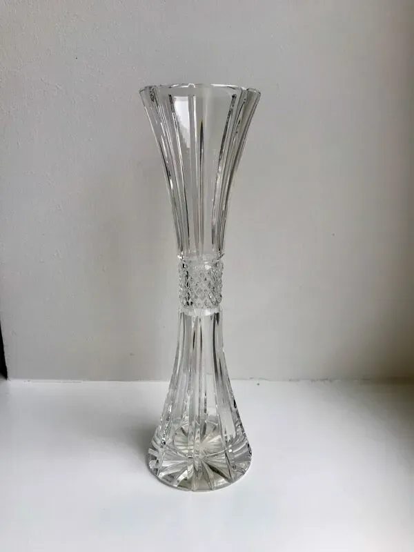 Illustration numéro 4 du produit Vase / soliflore en cristal années 50