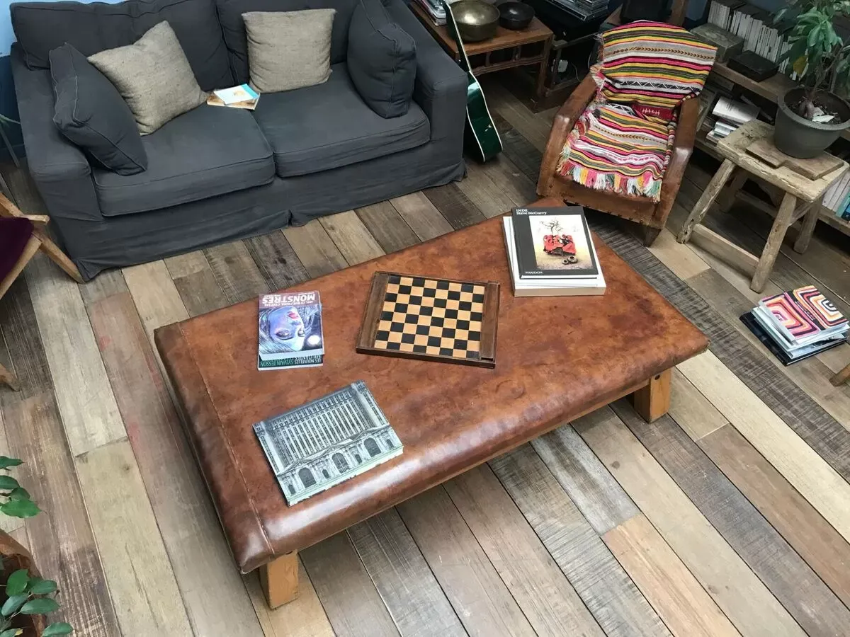 Illustration numéro 4 du produit Banc de gymnastique, table basse