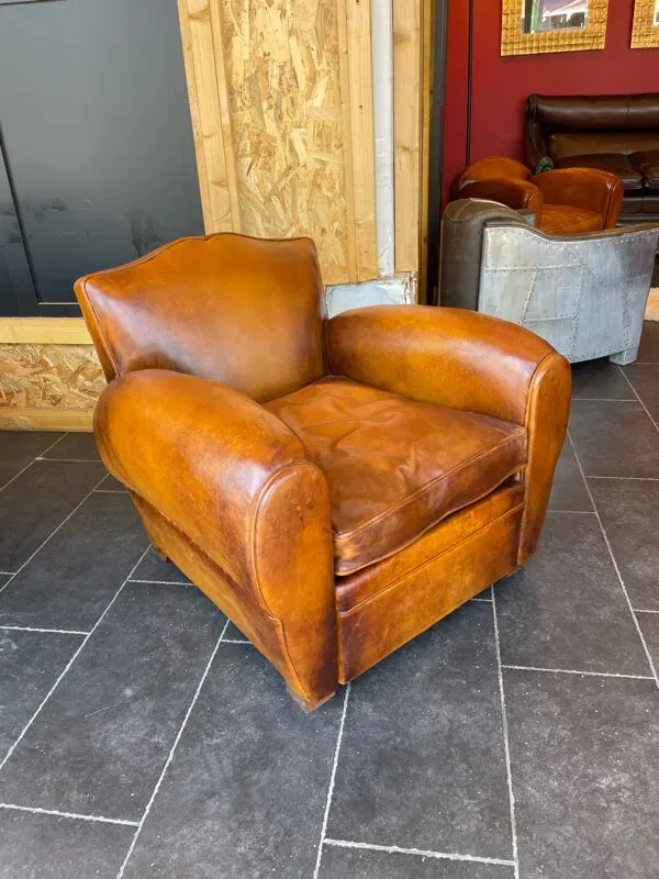 Illustration numéro 4 du produit Fauteuil club modèle diplomate