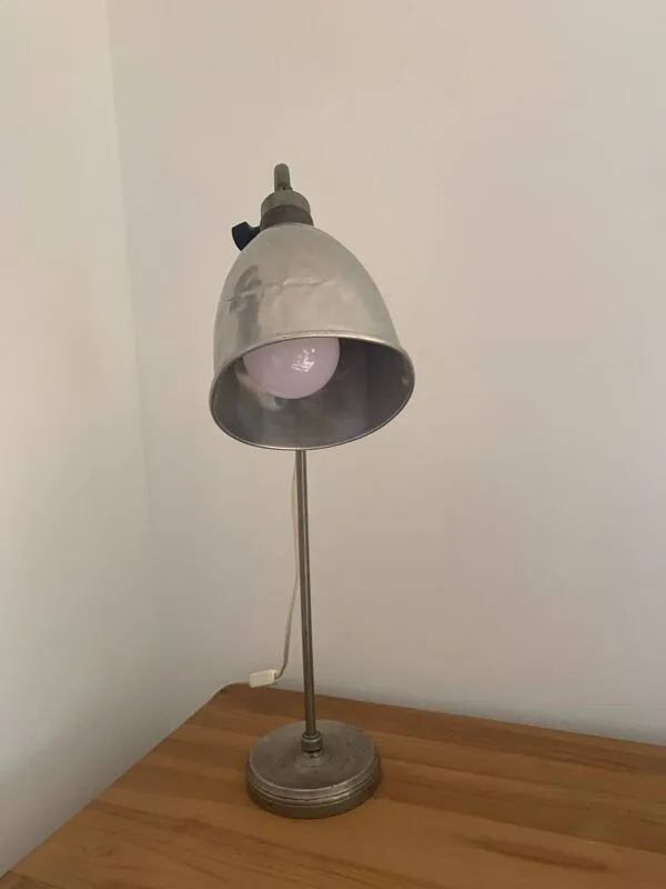 Illustration numéro 4 du produit Lampe d’atelier industrielle en métal, années 50-60