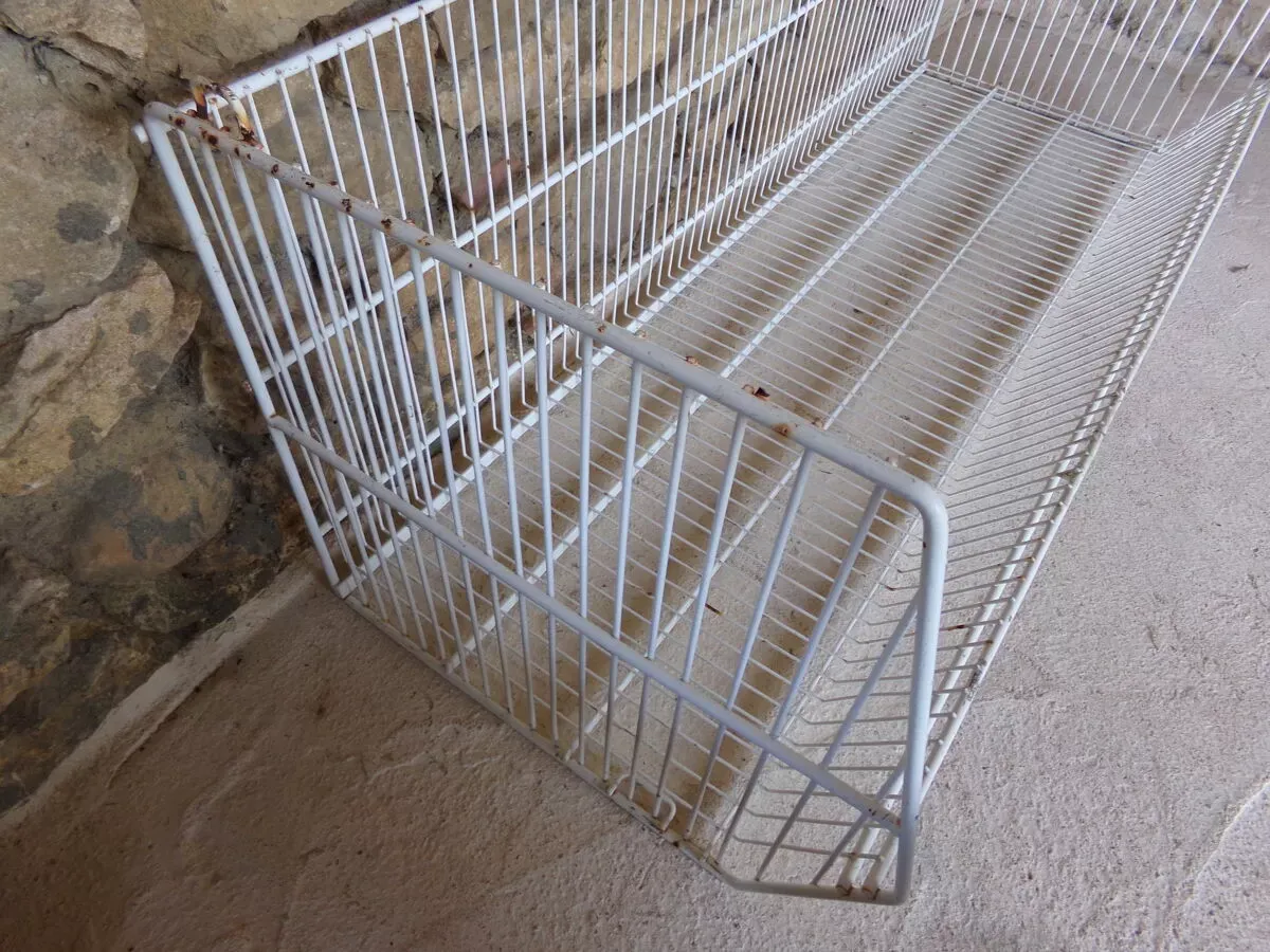 Illustration numéro 4 du produit Étagère d'épicerie en métal