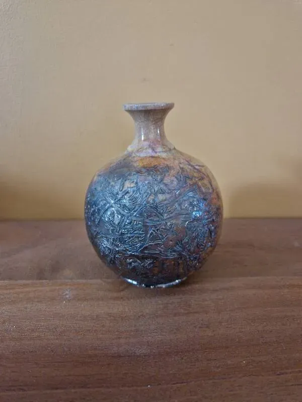 Illustration numéro 4 du produit Gisèle Buthod-Garcon (Née en 1954) - Vase boule en céramique émaillée beige