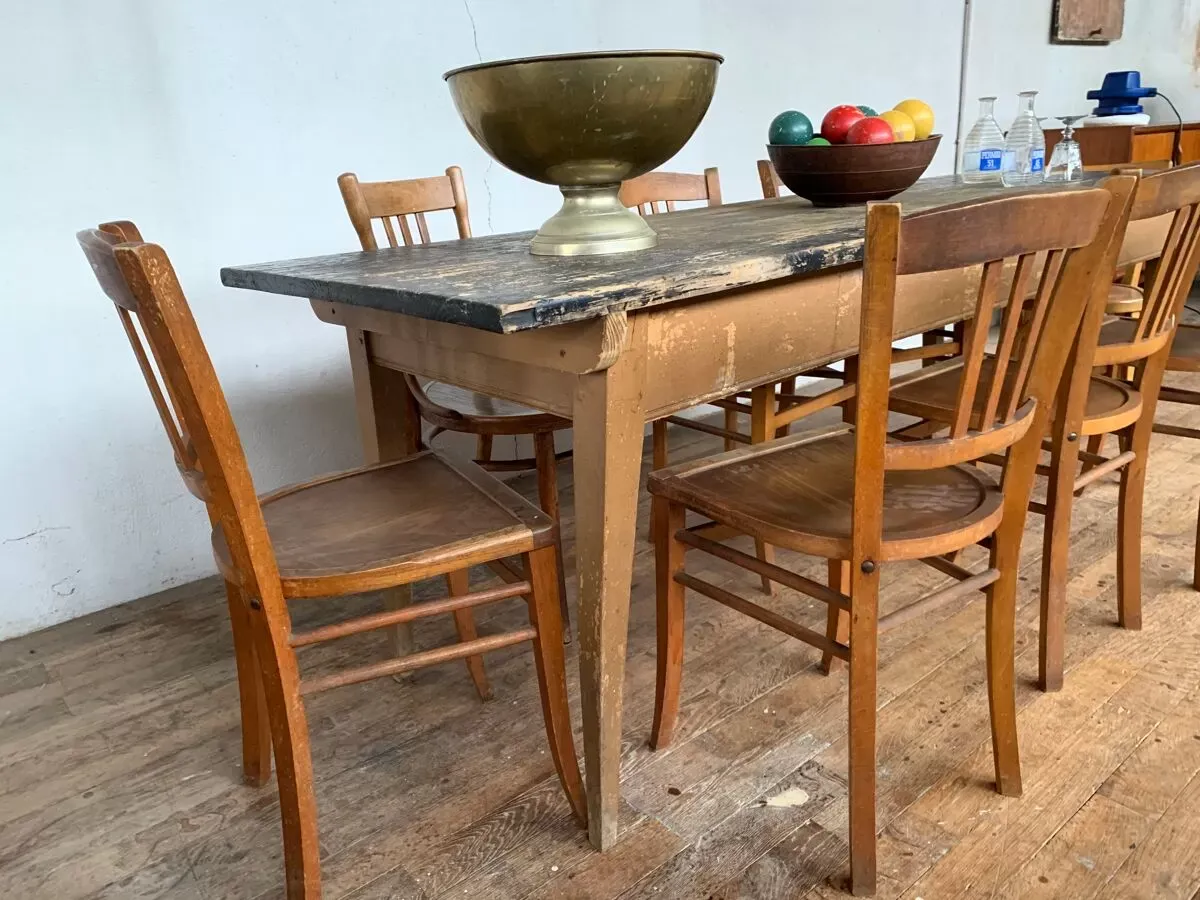 Illustration numéro 4 du produit Table de ferme bistrot