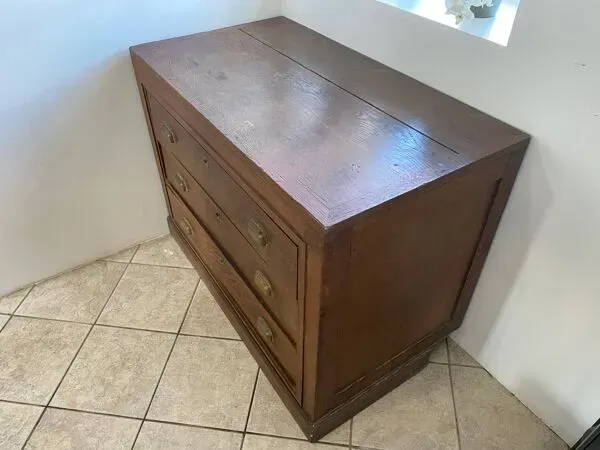 Illustration numéro 4 du produit Meuble de métier, comptoir 3 tiroirs en chêne