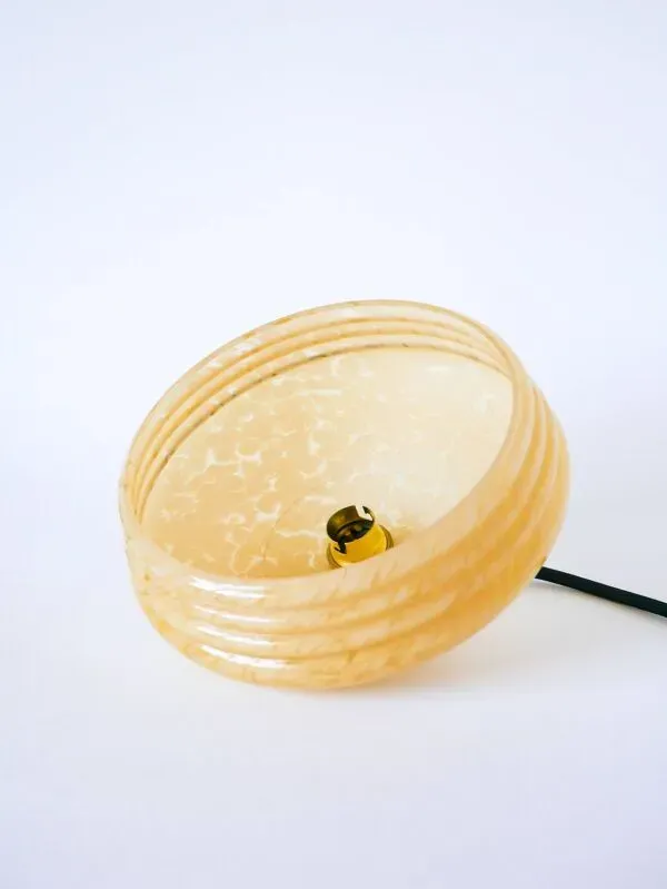 Illustration numéro 4 du produit Suspension en verre Clichy jaune, 1930