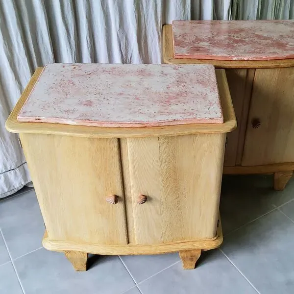 Illustration numéro 4 du produit Paire de chevets années 50