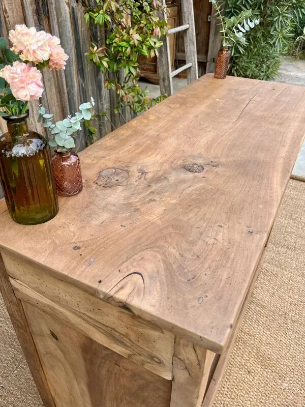 Illustration numéro 4 du produit Buffet noyer