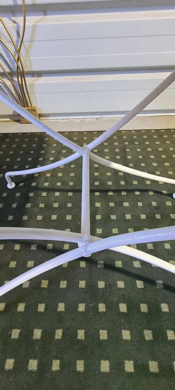 Illustration numéro 4 du produit Table de Jardin en Fer Forgé, 1900s