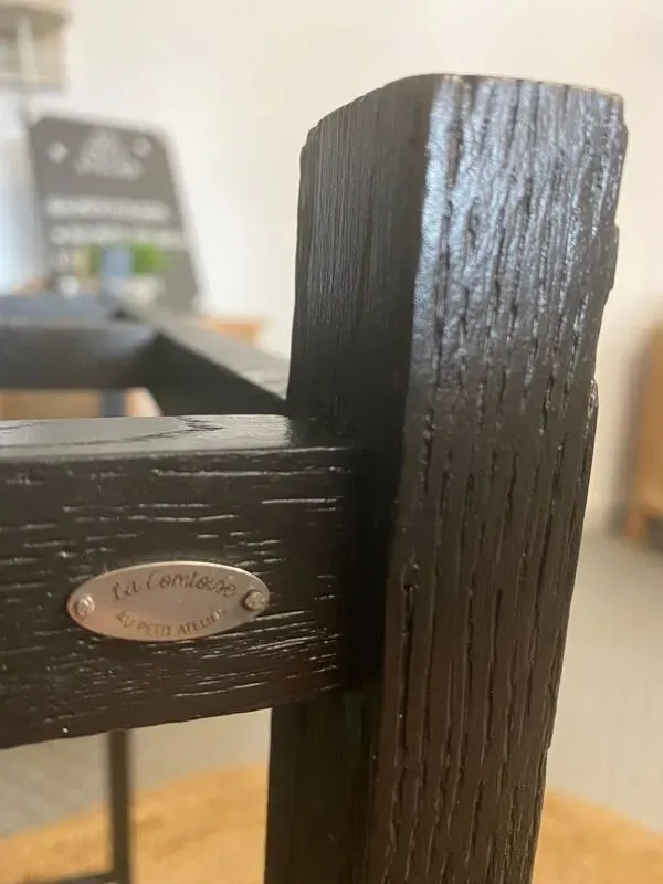 Illustration numéro 4 du produit Vestiaire