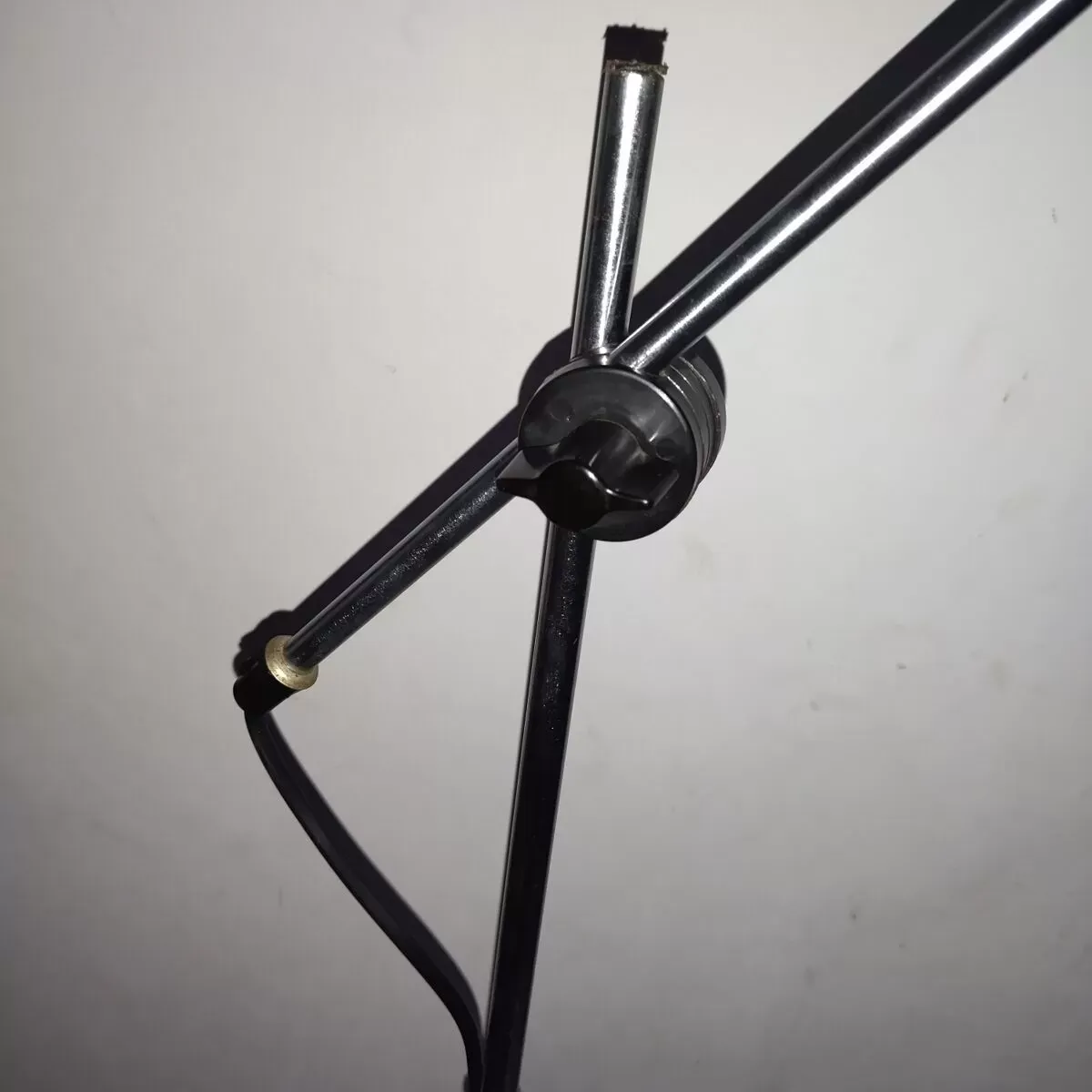 Illustration numéro 4 du produit Lampe articulée Ikea vintage
