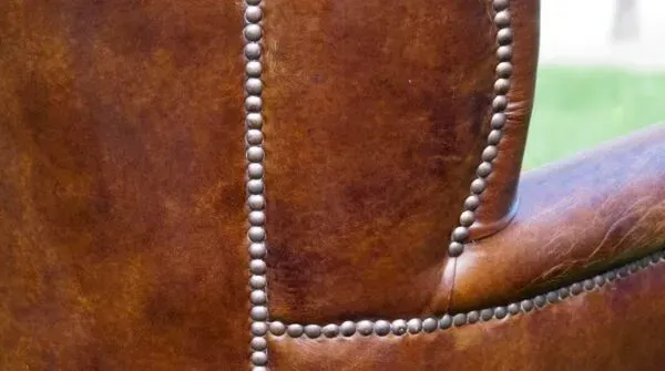 Illustration numéro 4 du produit Fauteuil club en cuir