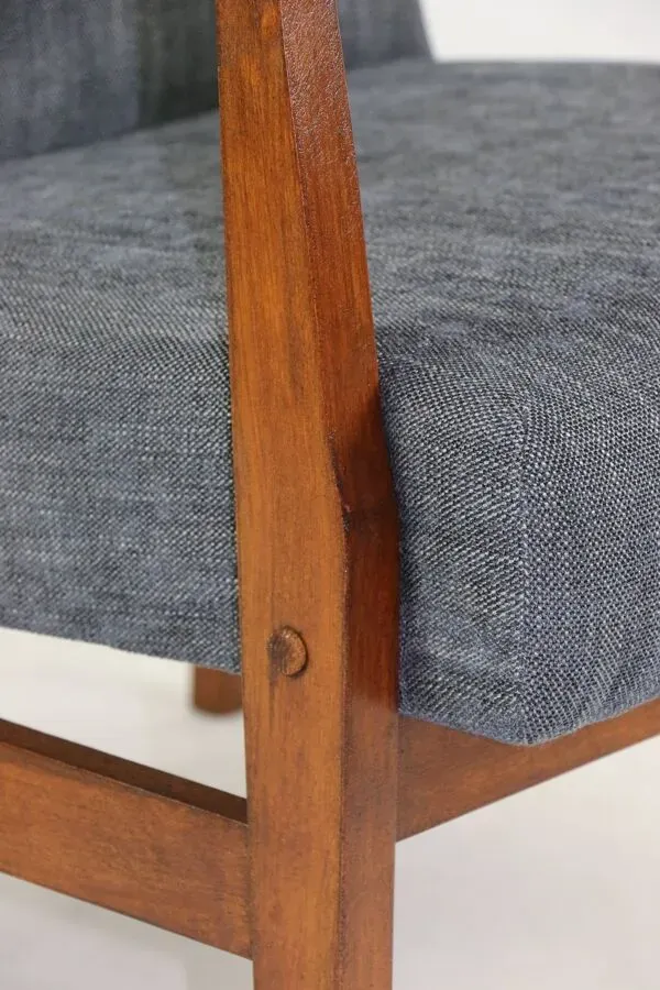 Illustration numéro 4 du produit Fauteuil club noir vintage des années 1970