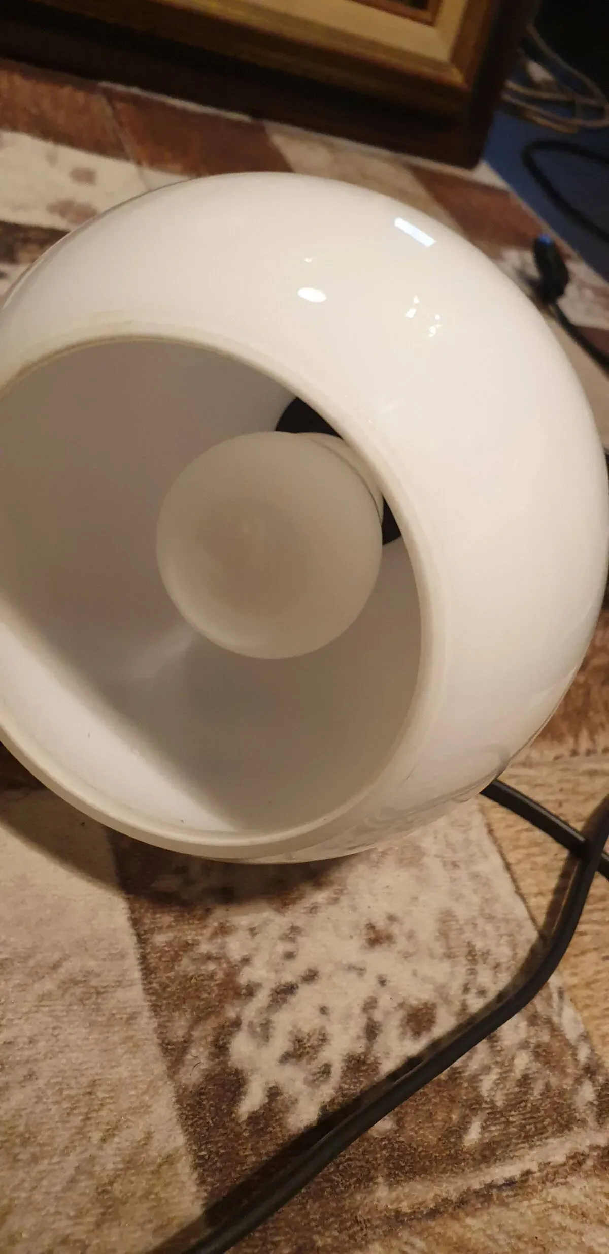 Illustration numéro 4 du produit Lampe à poser loft industriel