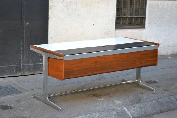 Illustration numéro 4 du produit George NELSON (1908-1986) & HERMAN MILLER (ÉDITEUR) bureau ''Action Office