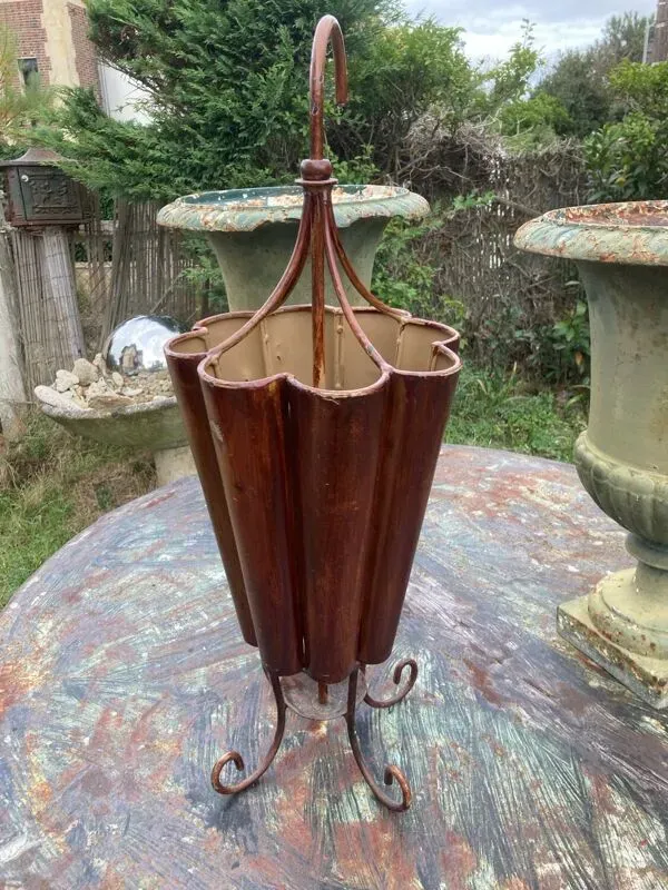 Illustration numéro 4 du produit Porte parapluie, tôle