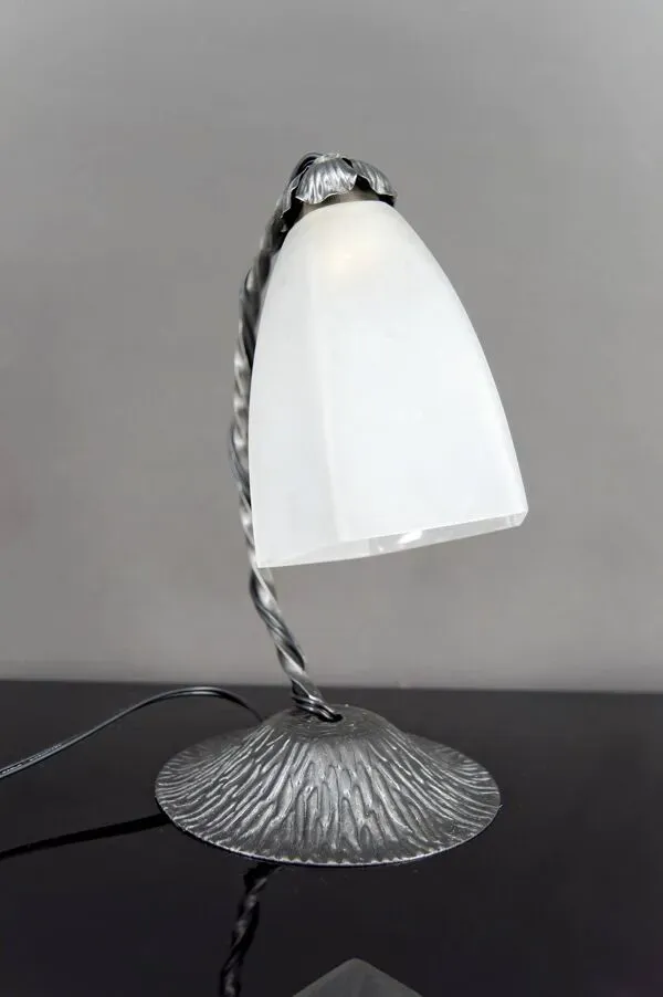 Illustration numéro 4 du produit Lampe Art Déco en Fer Forgé, France, c. 1930