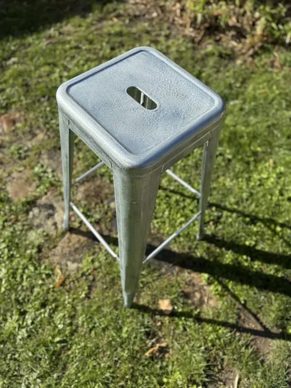 Illustration numéro 4 du produit Taboulet Tolix galvanisé hauteur 75 com original Xavier Pauchard