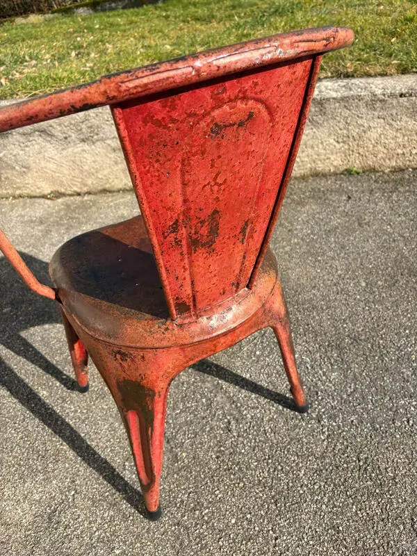 Illustration numéro 4 du produit Fauteuil tolix, en métal