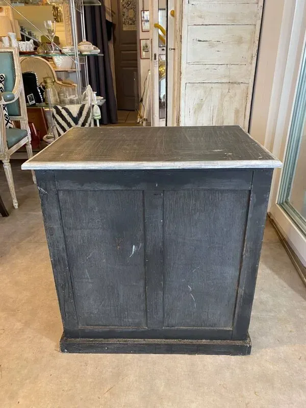 Illustration numéro 4 du produit Meuble de metier ancien en bois patiné avec 3 tiroirs casier administration