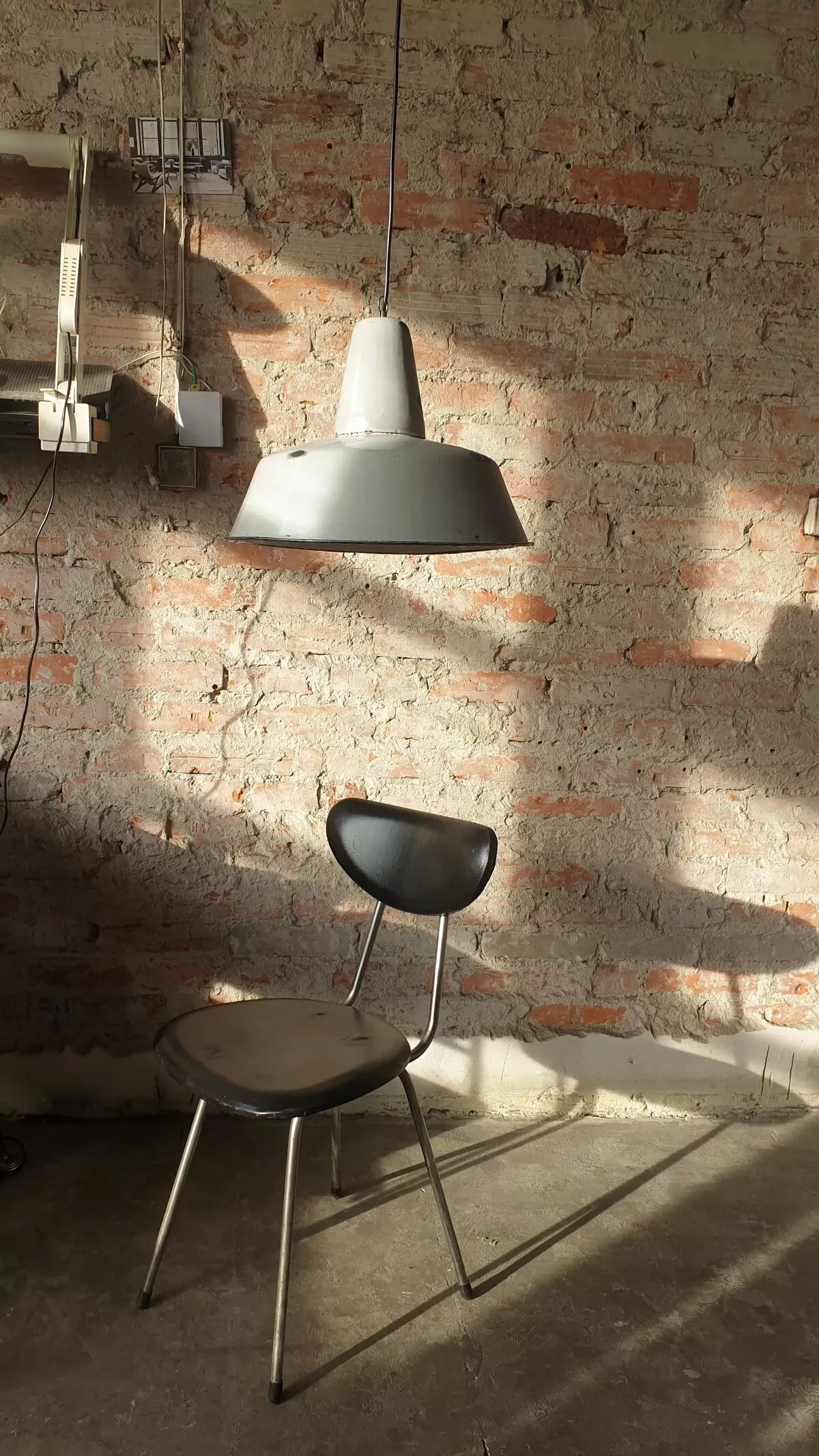 Illustration numéro 4 du produit Suspension industrielle de Wikasy A23, années 1950