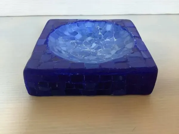 Illustration numéro 4 du produit Vide poche mosaïque bleue