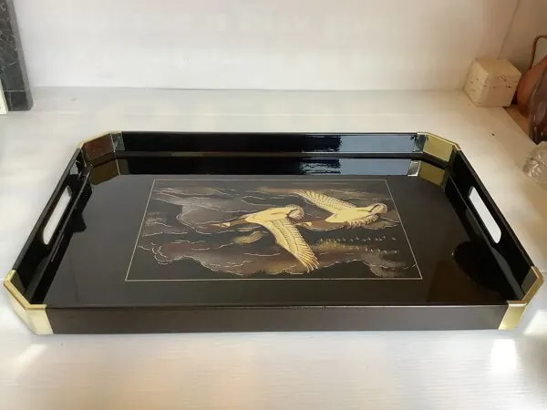 Illustration numéro 4 du produit Grand plateau laqué oiseaux Japon