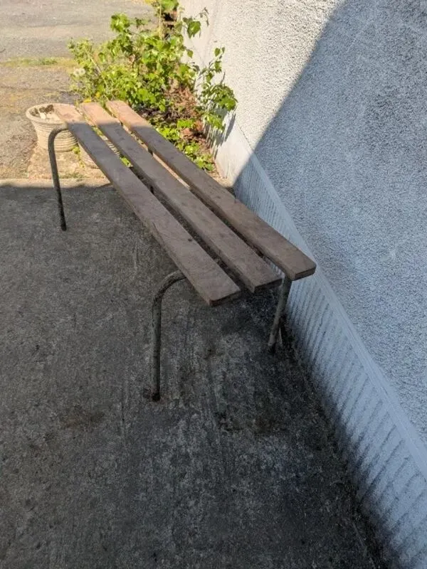 Illustration numéro 4 du produit Banc d’école