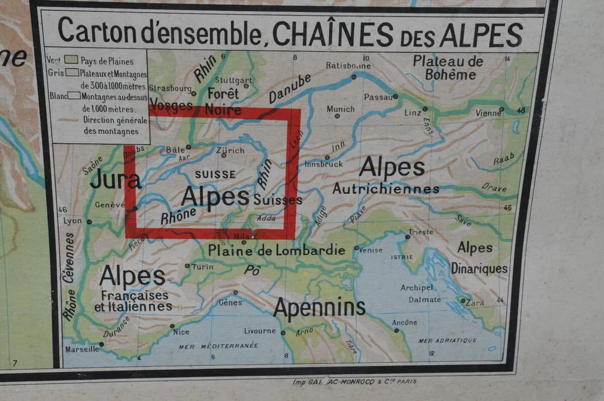 Illustration numéro 4 du produit Carte d'école de la Suisse