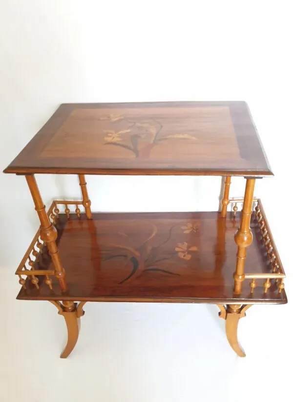 Illustration numéro 4 du produit Table à thé art nouveau école de Nancy