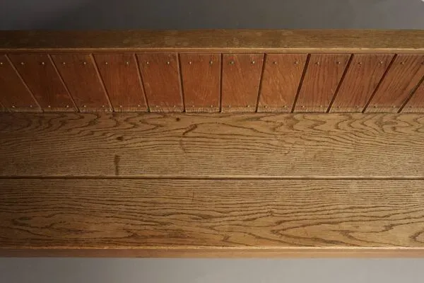 Illustration numéro 4 du produit Banc traditionnel hollandais en chêne, école de Delft, années 1920