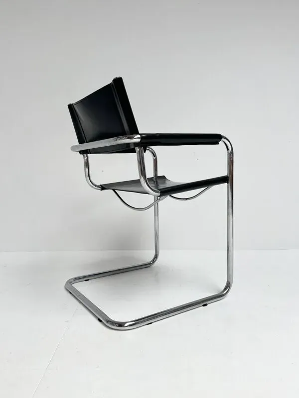 Illustration numéro 4 du produit Chaises en cuir par Mart Stam et Marcel Breuer, années 1970, ensemble de 4