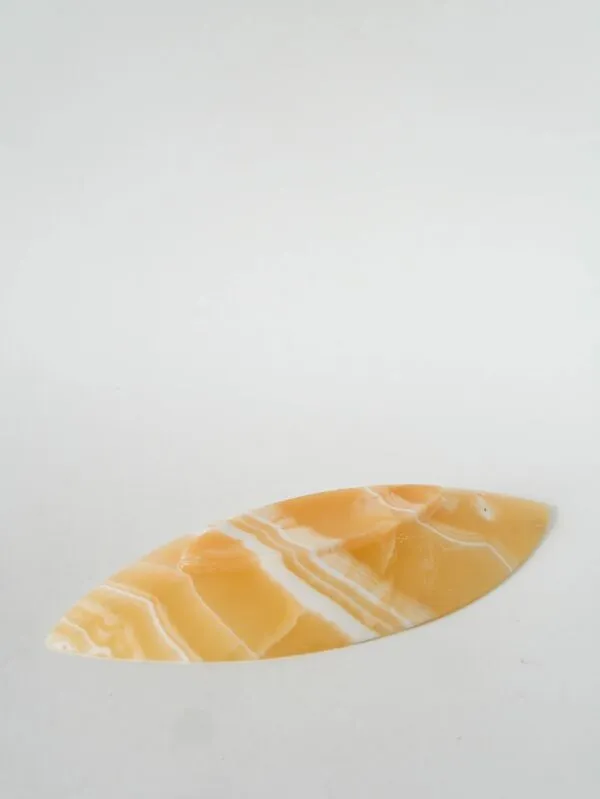 Illustration numéro 4 du produit Vide-poche ovoïde en travertin, design, 1970