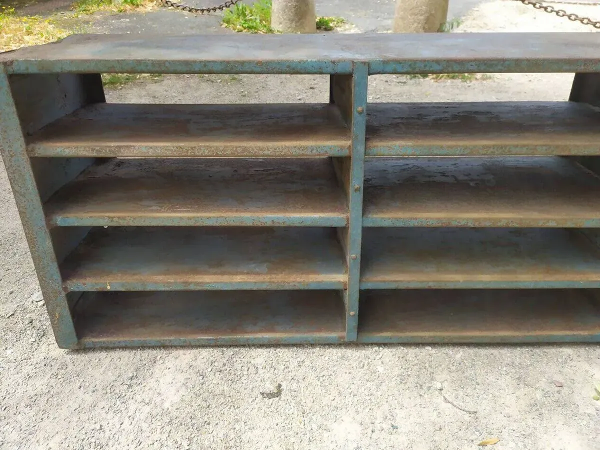 Illustration numéro 4 du produit Meuble de métier