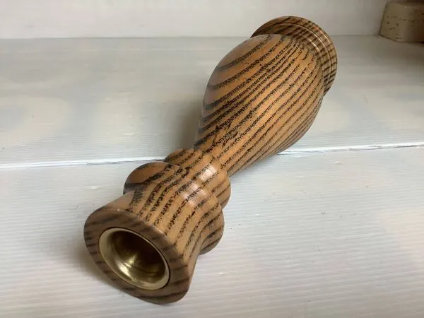 Illustration numéro 4 du produit Bougeoir en bois Nopjes houtdraaiwerk fait main