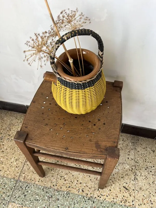 Illustration numéro 4 du produit Ancien tabouret bistrot Luterma