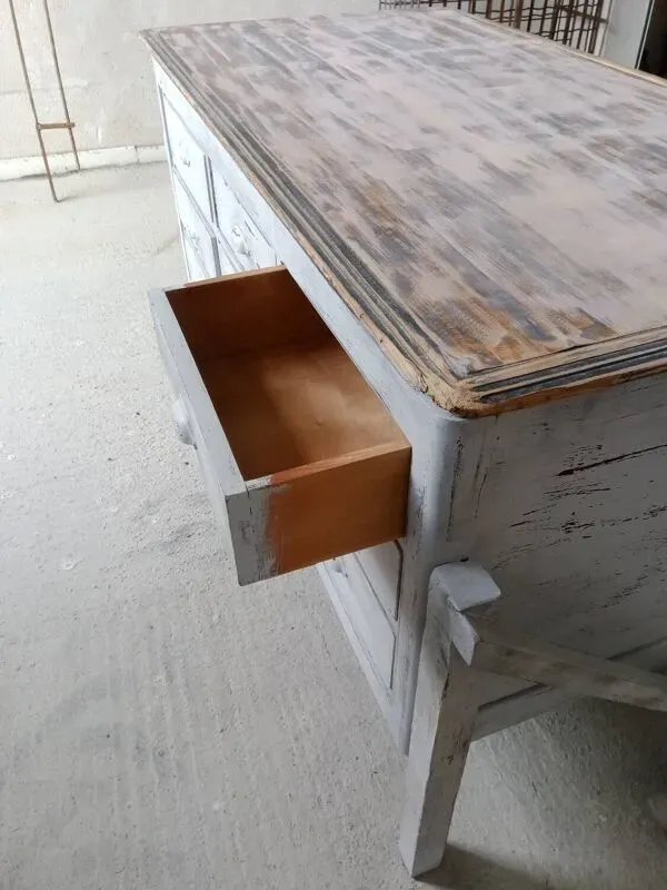 Illustration numéro 4 du produit Meuble de métier