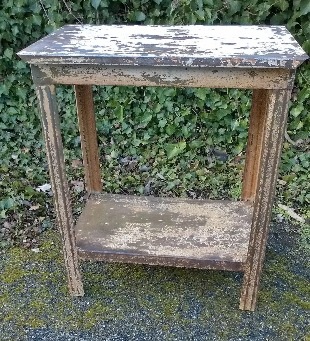 Illustration numéro 4 du produit Sellette industrielle art déco 1930