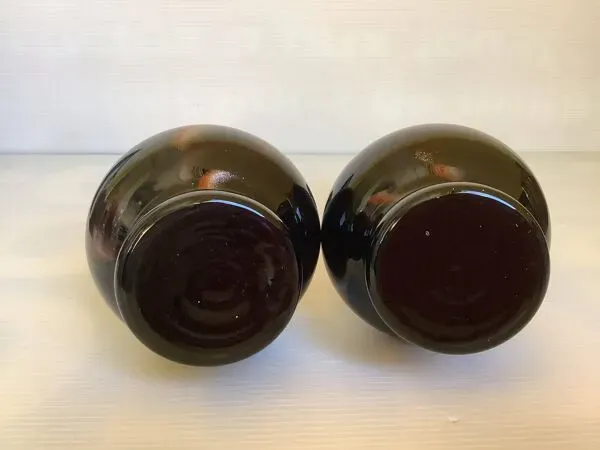 Illustration numéro 4 du produit Paire de vases Murano noir et doré