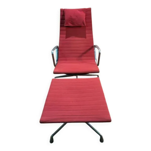 Illustration numéro 4 du produit Fauteuil et ottoman Bauhaus de Charles Eames en aluminium