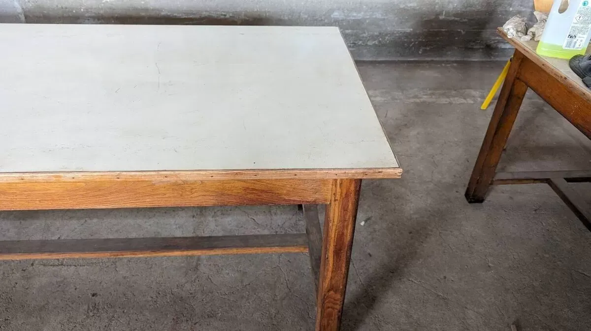 Illustration numéro 4 du produit Table de ferme