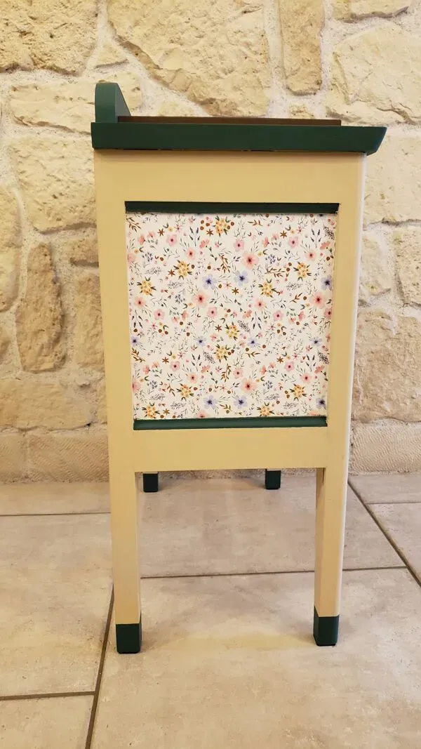 Illustration numéro 4 du produit Chevet - Table de nuit vintage relooké