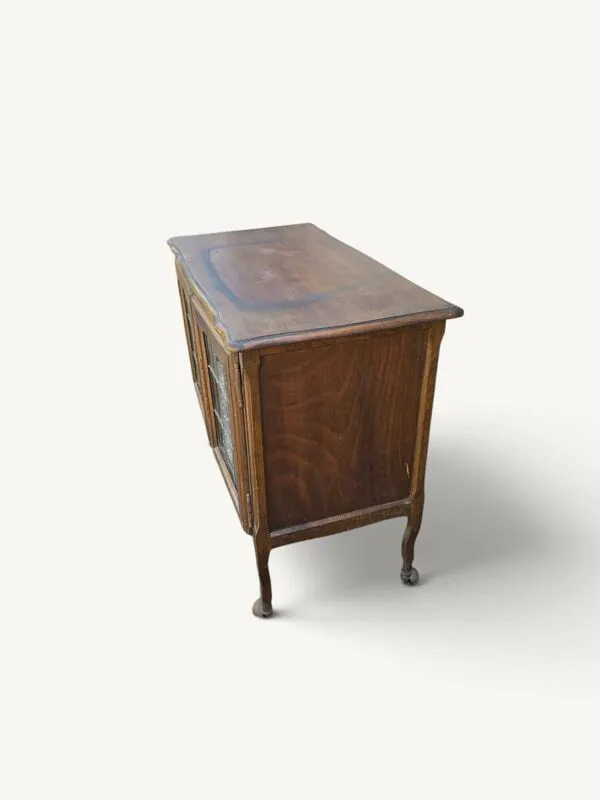 Illustration numéro 4 du produit Buffet vitré Art nouveau en chêne et verre plombé