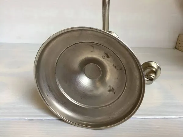 Illustration numéro 4 du produit Chandelier bougeoir 4 feux argenté en métal