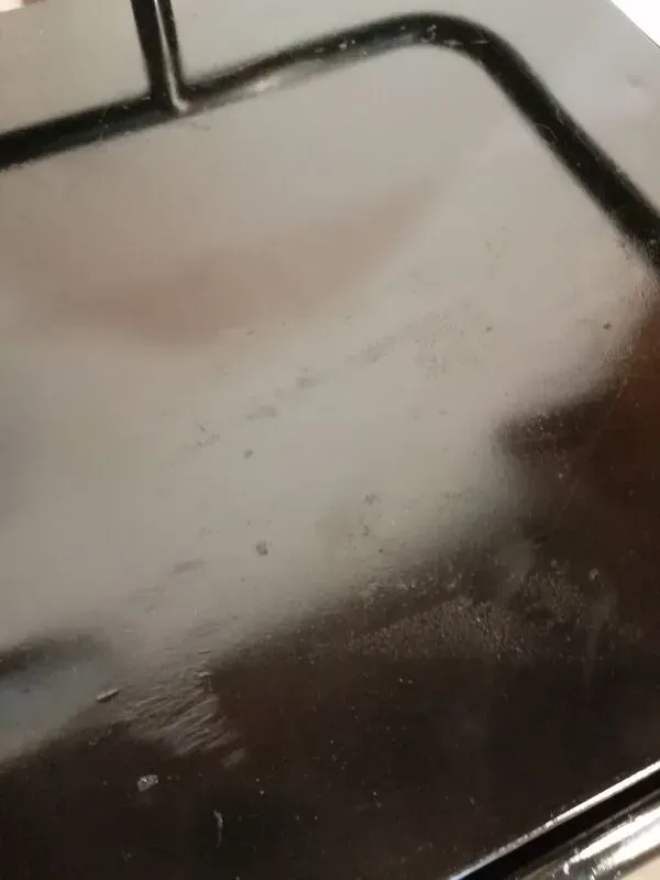 Illustration numéro 4 du produit Chevet noir d'hôpital/ internat tous en métal pied compas 1940 industriel