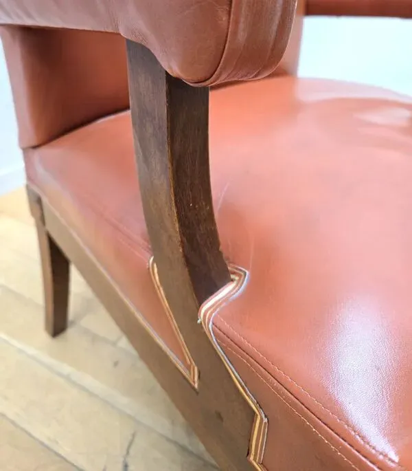 Illustration numéro 4 du produit Fauteuil club vintage