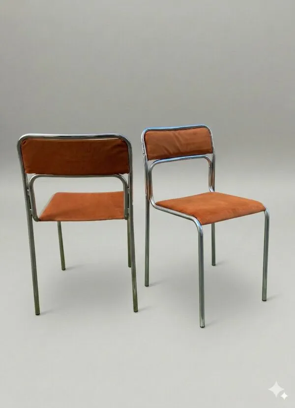 Illustration numéro 4 du produit Chaises chromées 70s – assise en velours orange