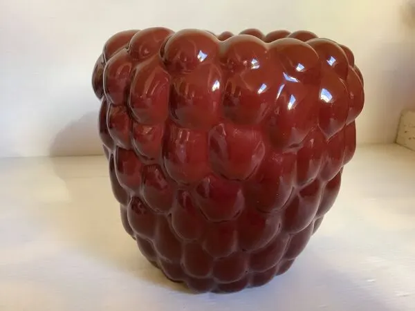 Illustration numéro 4 du produit Vase framboise céramique bordeaux marron
