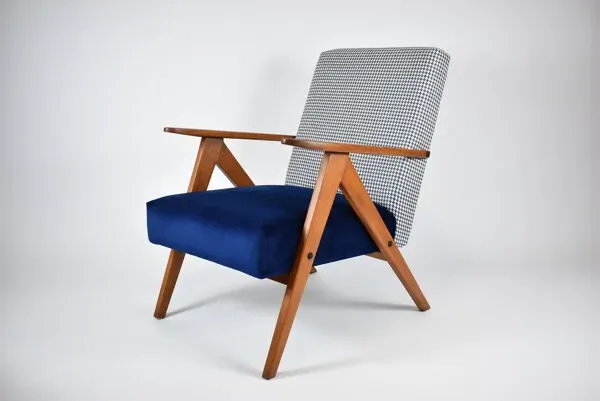 Illustration numéro 4 du produit Fauteuil original restauré compas années 1960 velours bleu, pied de poule