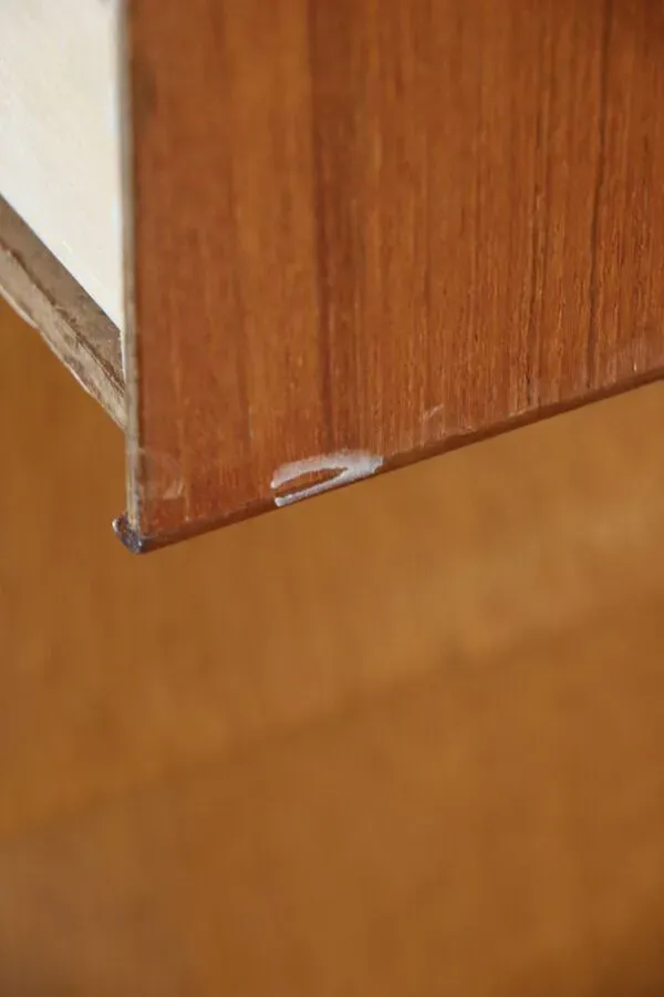 Illustration numéro 4 du produit Console, étagère à poser ou murale scandinave en teck et papier motif Josef Frank